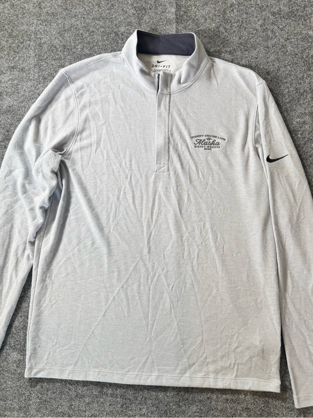 Nike Dri-FIT 1/4 Zip Pullover Disney Cruise Alaska Wonder 2020 Gray Men's M